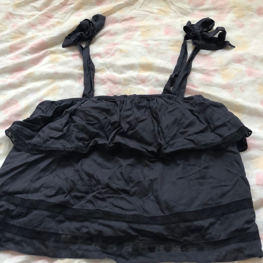American Eagle top